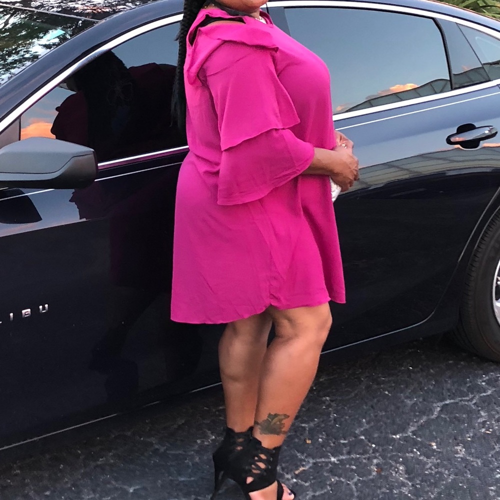 New! 🖤 Aura’s Plus Fuchsia Ruffle Dress - Picture 3 of 5